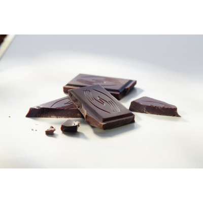 BIO hořká 72 % čokoláda s mořskou solí 90g