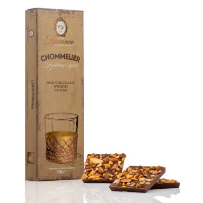 Chommelier - Mléčná čokoláda s mandlemi, uzenou paprikou a solí  100g